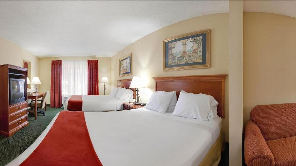 Holiday Inn Express Hotel & Suites Brooksville West, An Ihg Hotel Bagian luar foto