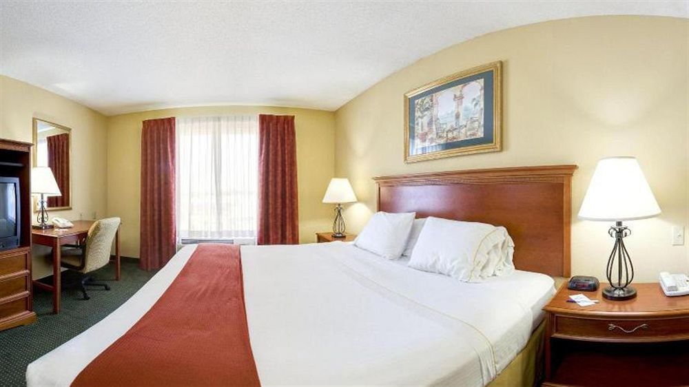 Holiday Inn Express Hotel & Suites Brooksville West, An Ihg Hotel Bagian luar foto